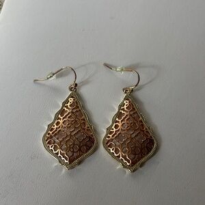 Elegant Gold and Rose Gold Filigree Earrings